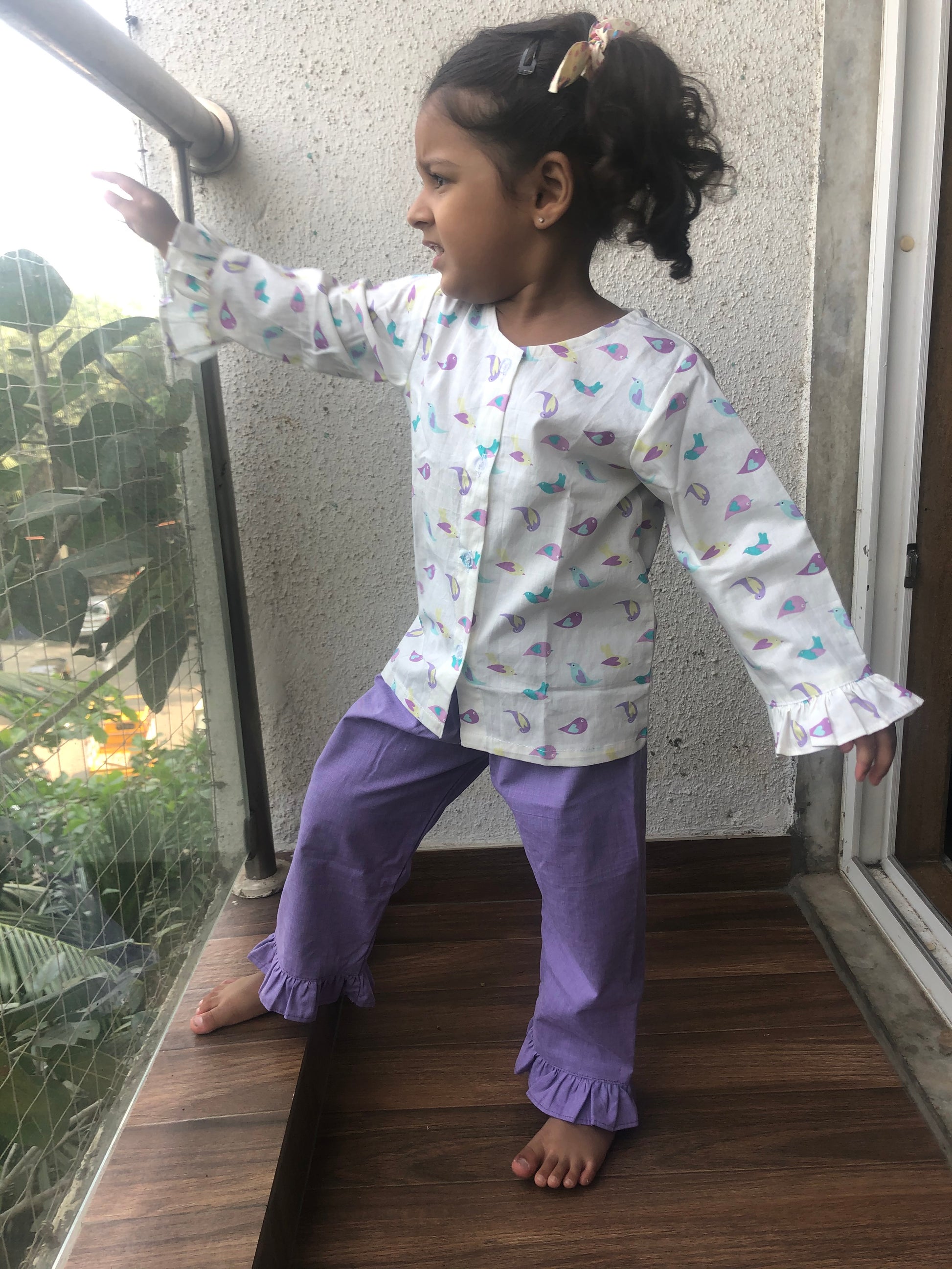 IMAGE ONLY FOR STYLE REF