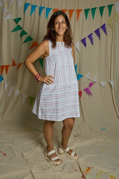 Fish Waves Mommy Son Twinning