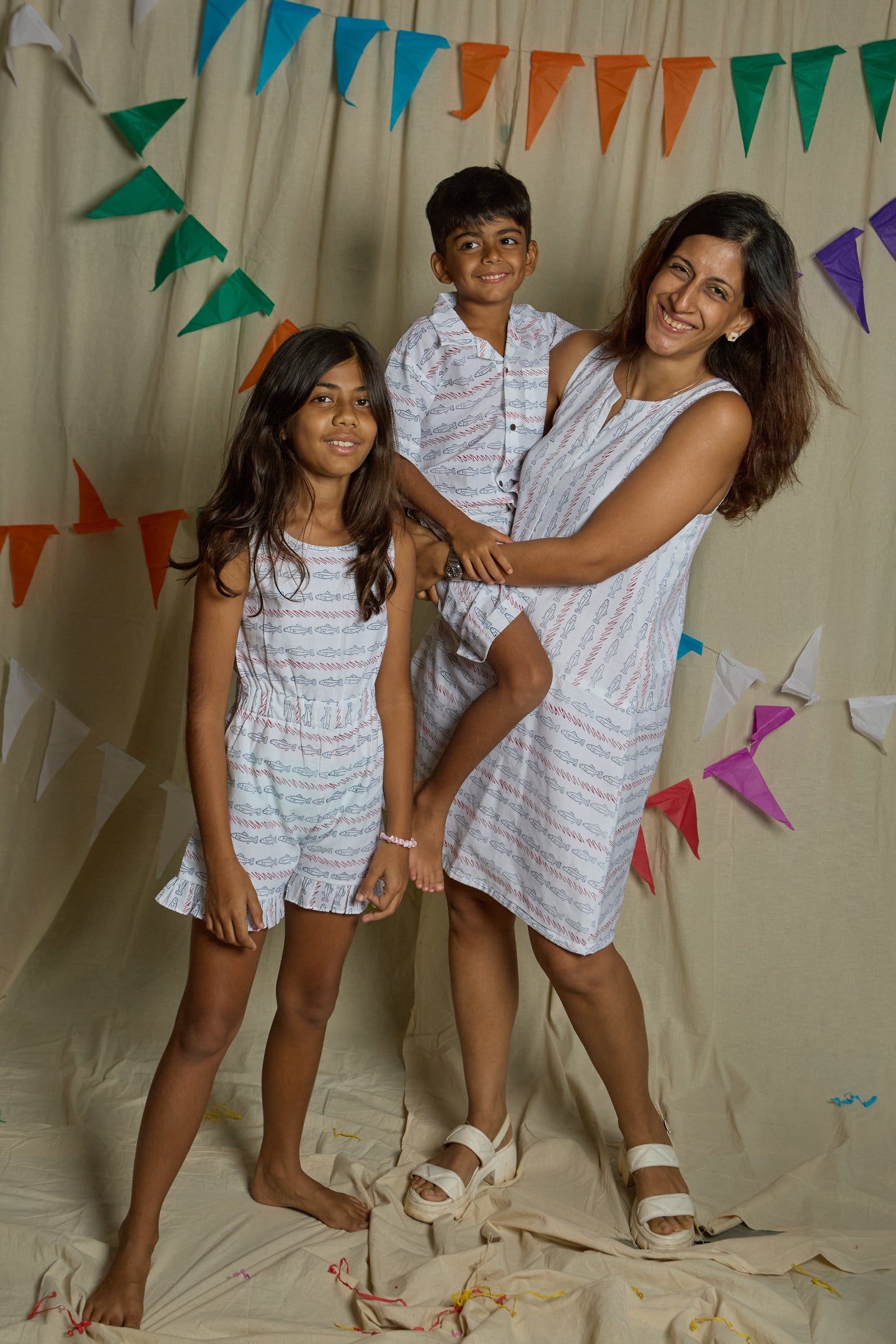 Fish Waves Mommy Son Twinning