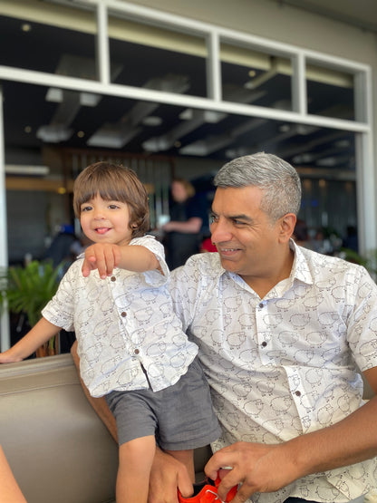 Sheep Daddy/Daughter Twinning