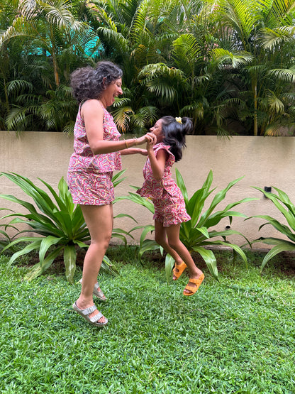 Papaya Mommy Daughter Twinning